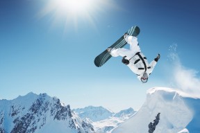 开云体育下载-又见绝平！新疆男篮与休斯顿火箭鏖战至终场，李盈莹读秒救主